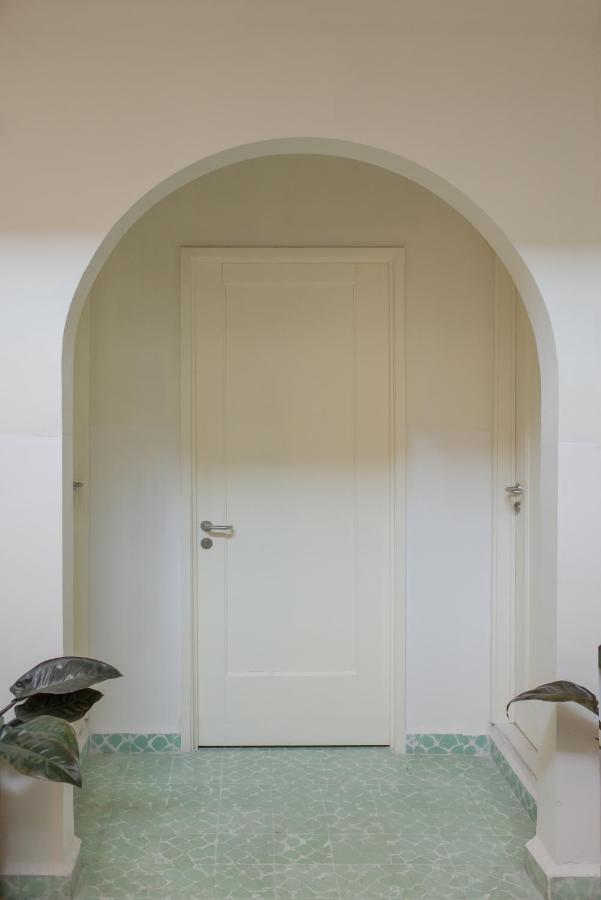 Izta Hostels Мехико Экстерьер фото